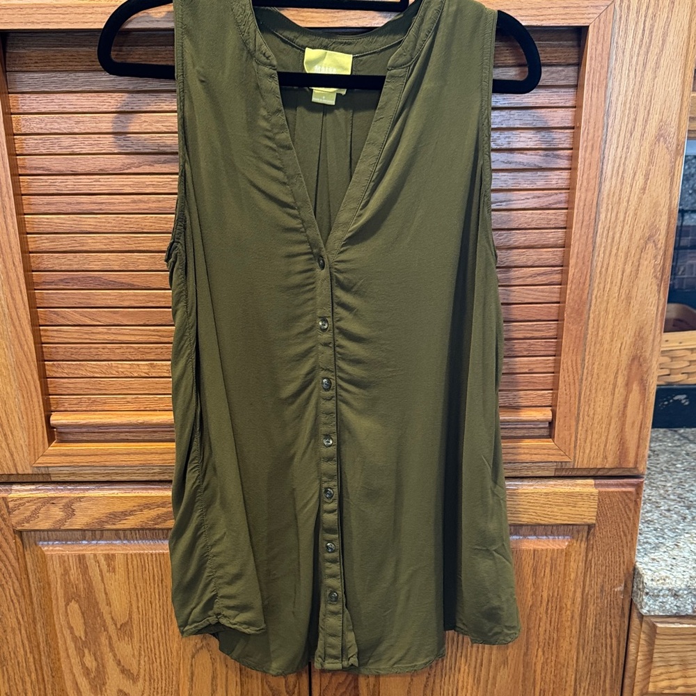 Maeve EUC Olive Green Button-Front Blouse